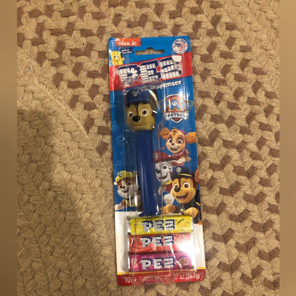 Nickelodeon Paw Patrol Chase Pez Dispenser in original packaging